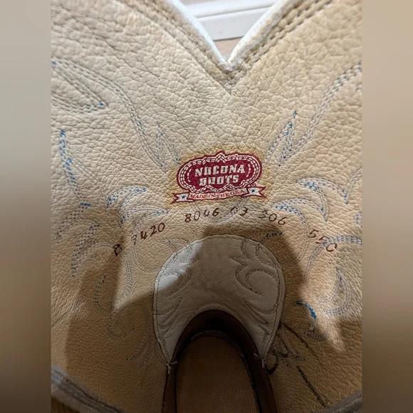 🤠 Vintage Nocona White Leather Cowboy Boots – Made in USA (Women’s 5B) - Picture 9 of 13